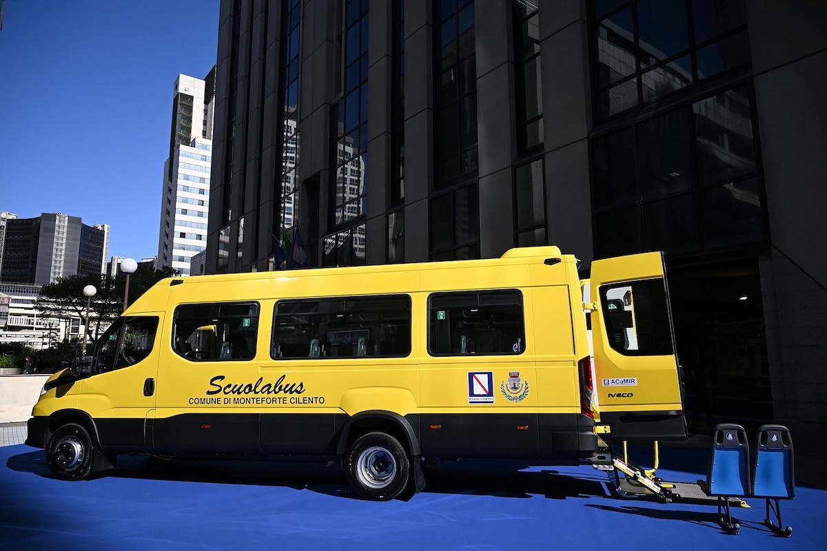 Iveco Bus to supply 87 eDaily school minibuses in Campania region, Italy - Sustainable Bus