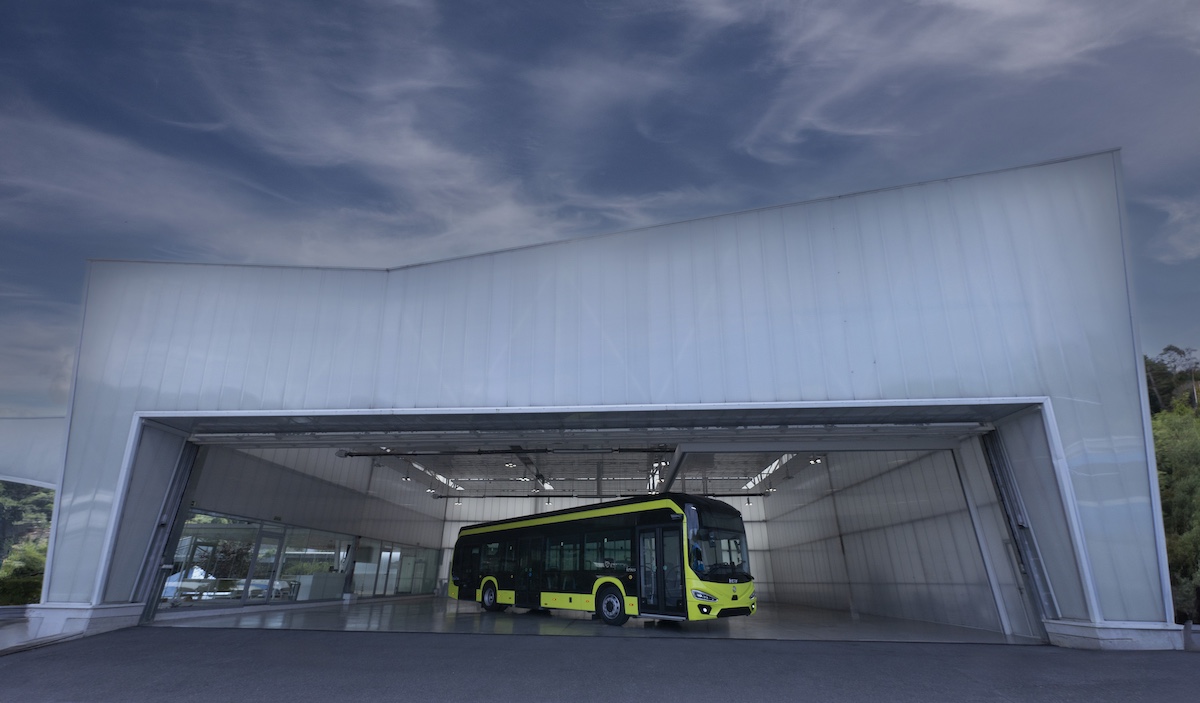 irizar busworld europe 2025