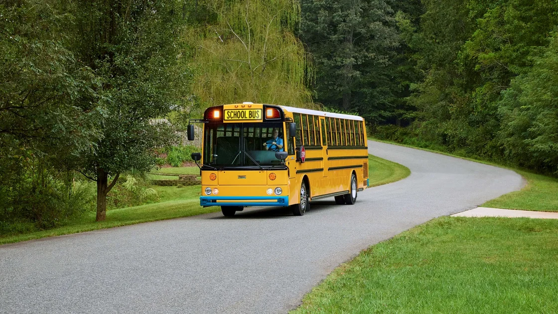 Thomas Built Buses launches first electric school bus Wattson, with deliveries set for late 2026 - Sustainable Bus