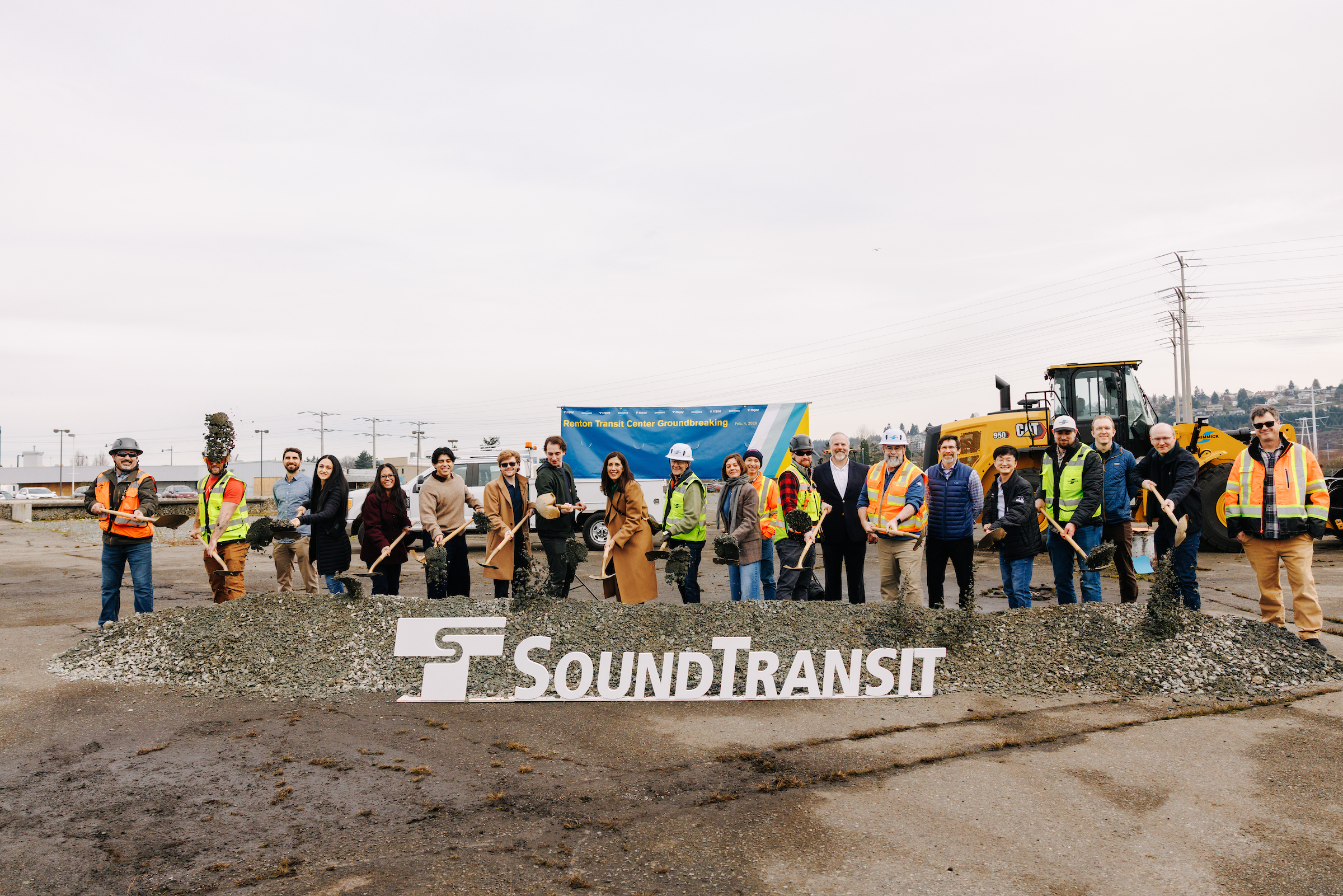 Behind the Scenes トレインスポッティング XL Renton Washington State: Sound Transit to launch Renton Transit Center