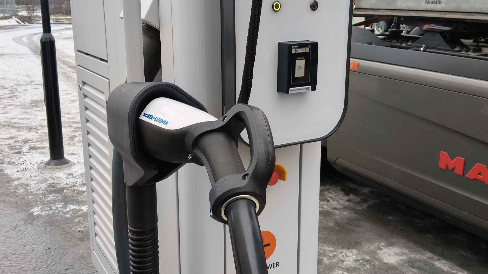 Megawatt charging moves toward deployment as Antti Vuola outlines Kempower's MCS progress - Sustainable Bus