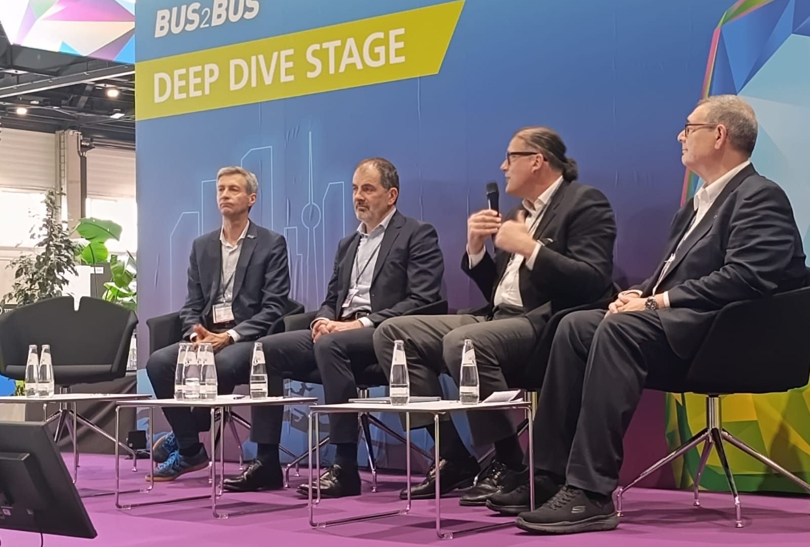 sustainable bus tour berlin bus2bus