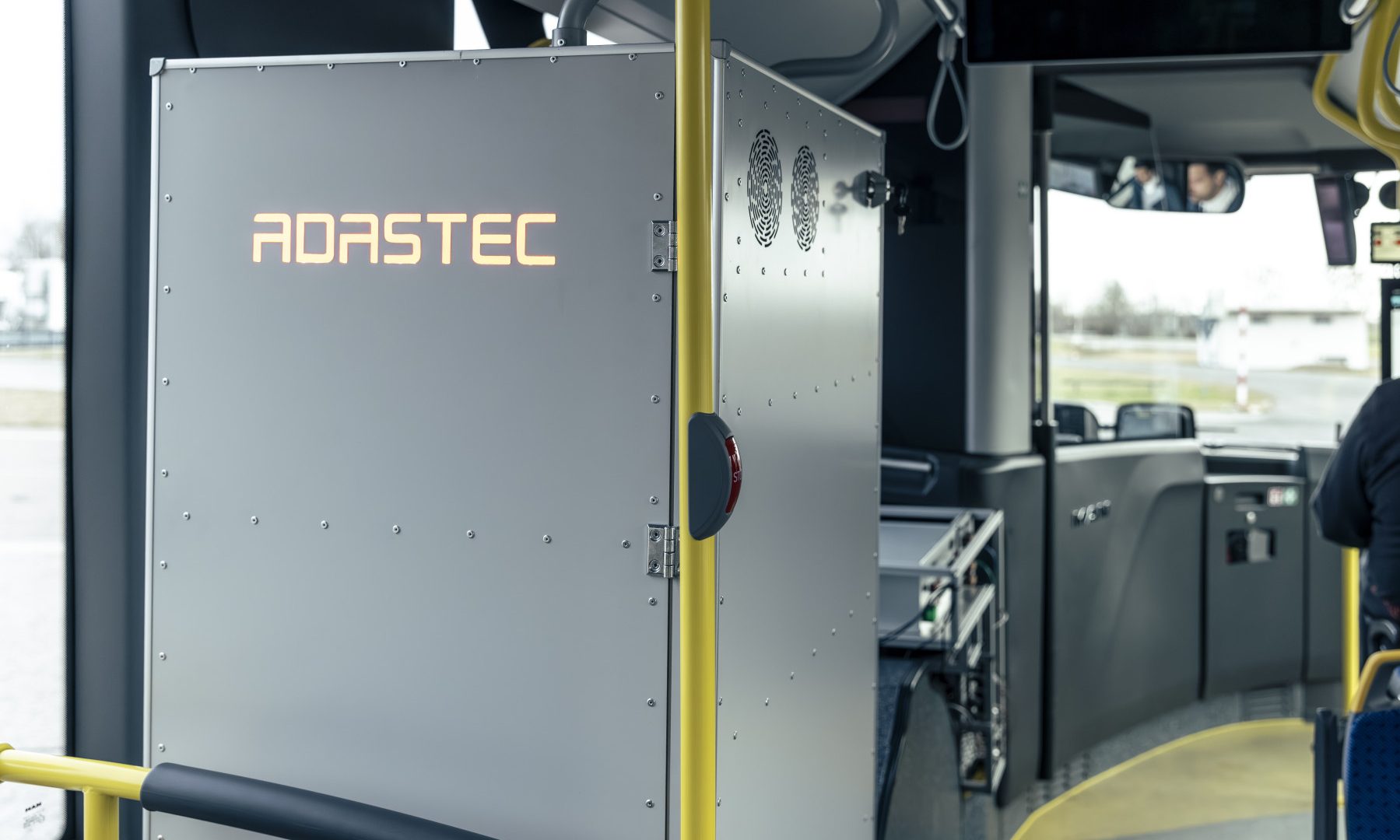 man adastec autonomous bus