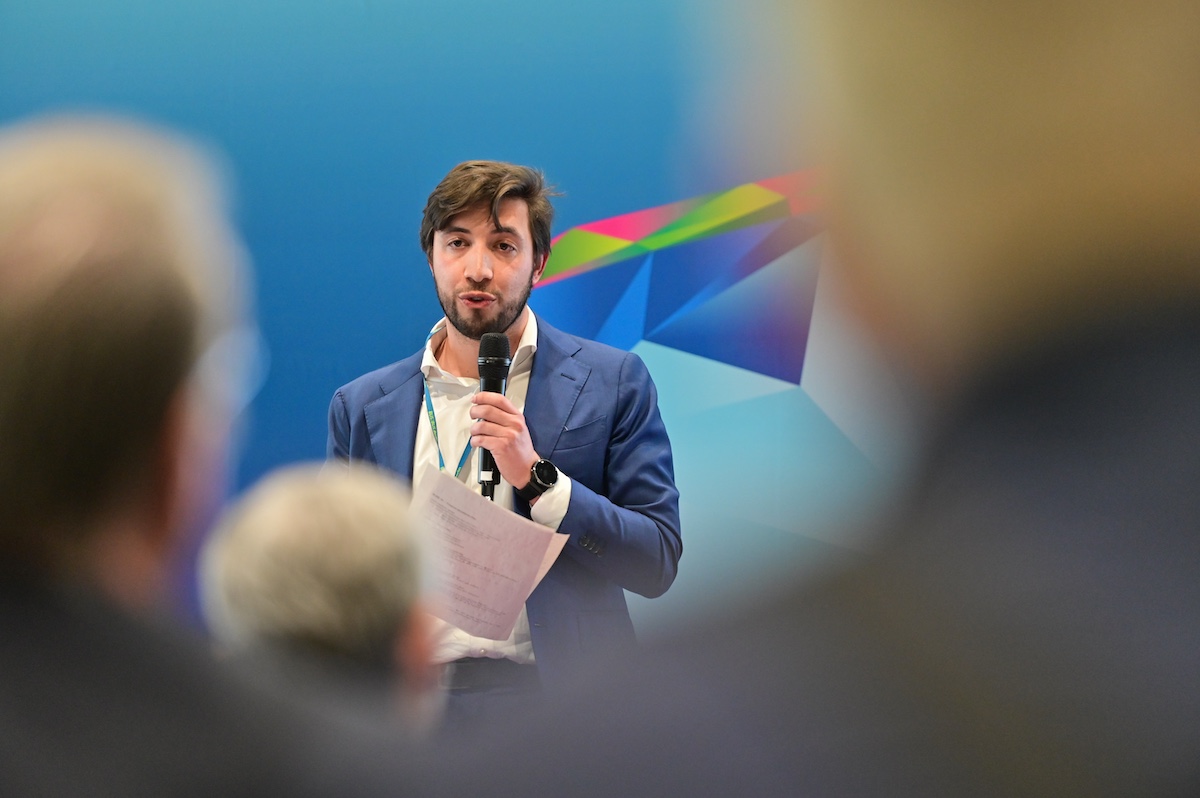 sustainable bus tour berlin bus2bus