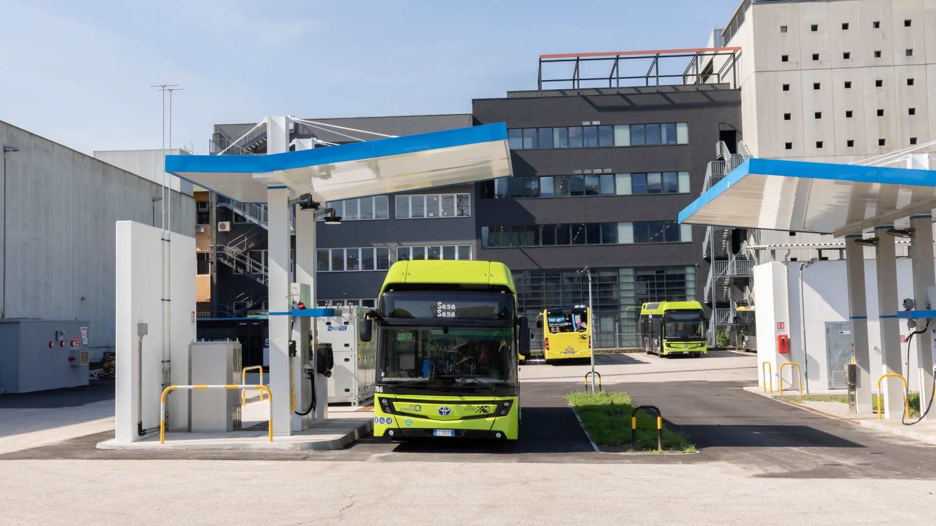 hydrogen adige valley buses